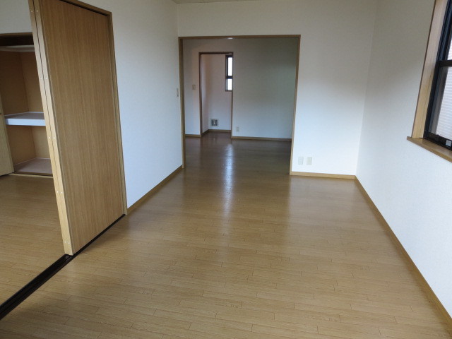 居室・リビング　ＬＤＫ１２帖