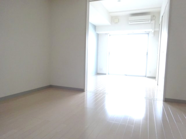 居室・リビング　別部屋同タイプのお写真から物件の雰囲気をご参考くださいませ。