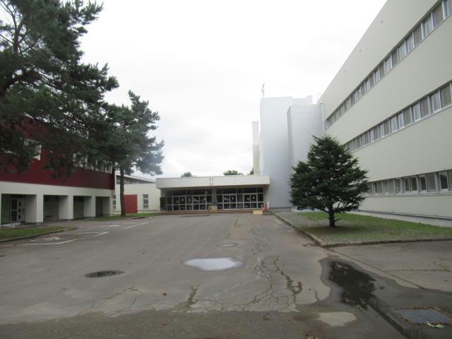 中学校　芽室町立芽室中学校（中学校）まで1497m