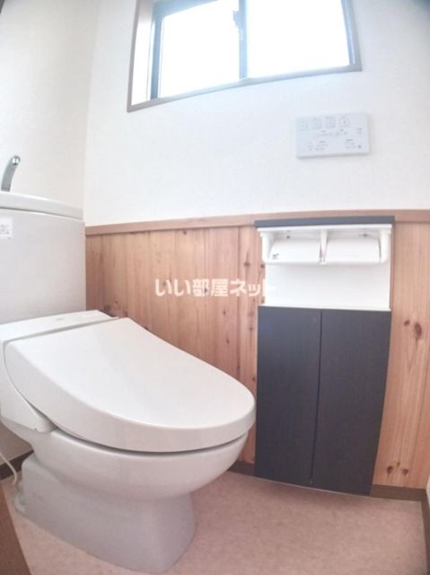 柏ケ谷戸建のトイレ写真