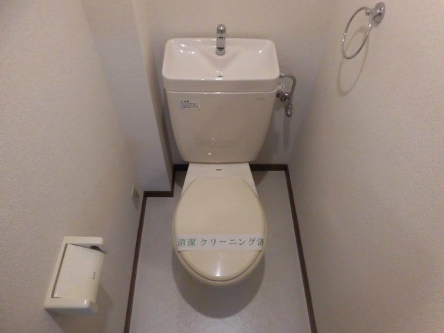 トイレ　清潔感のあるトイレです