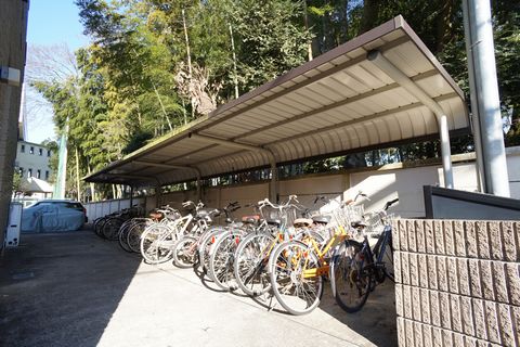 その他共有部分　屋根付き無料駐輪場（原付含むバイクの駐輪禁止）