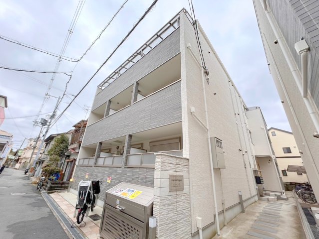 クリエオーレ長瀬の外観写真