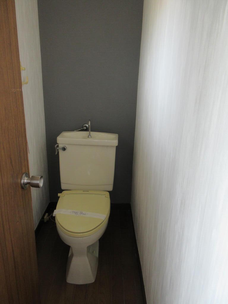 浜竹1丁目貸家のトイレ写真