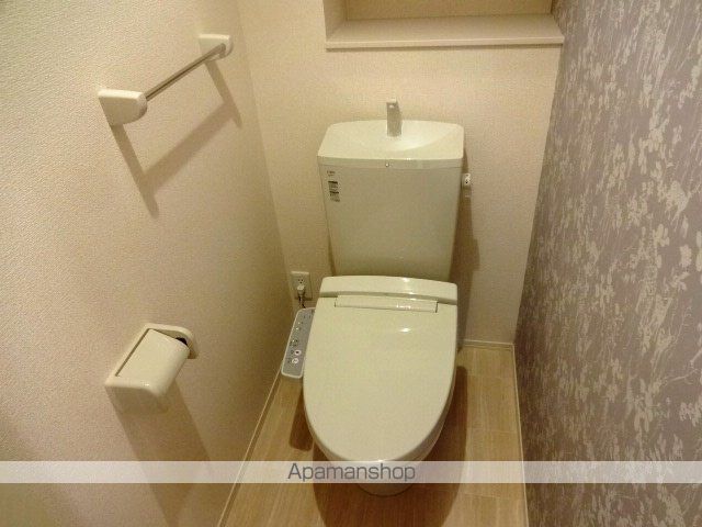 京阪本線 萱島駅 徒歩12分 2階建 築12年のトイレ写真