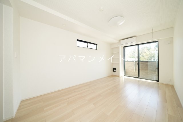 その他部屋・スペース　落ち着いて過ごせるお部屋なので、寝室にいかがでしょうか