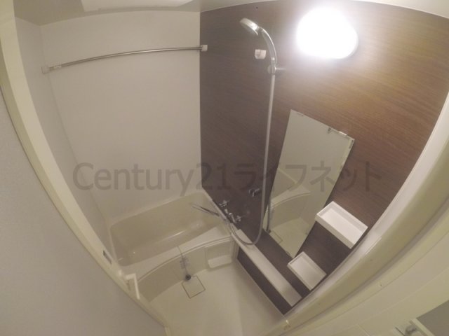 地下鉄堺筋線 扇町駅 徒歩5分 13階建 築8年の風呂写真