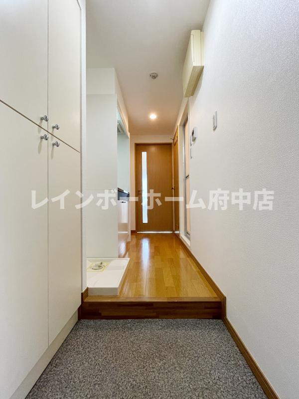 玄関　※別号室参考写真
