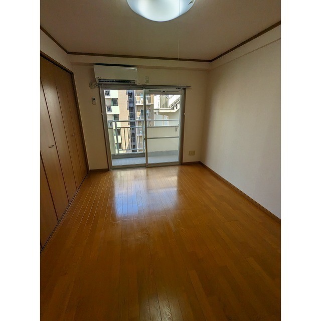 新深江池田マンションの居間写真