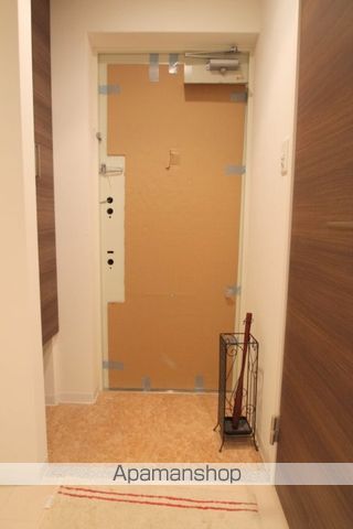 Luxe本町の玄関写真