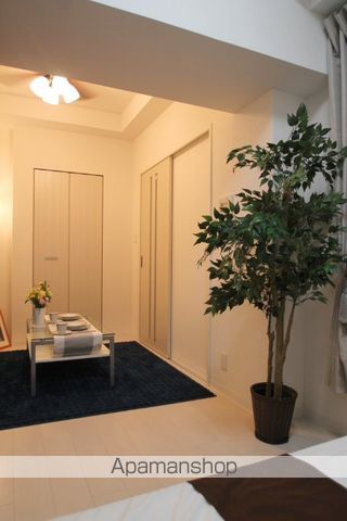 Luxe本町の居間写真