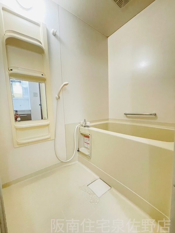南海本線 羽倉崎駅 徒歩5分 3階建 築31年の風呂写真