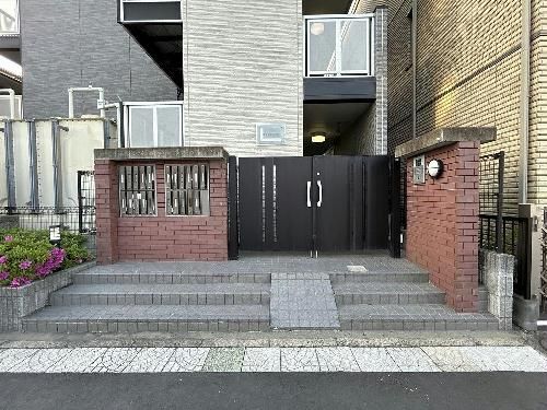 レオパレスグランシャリオの外観写真
