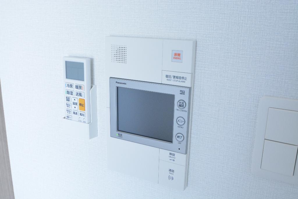セキュリティ　カメラ付インターホン