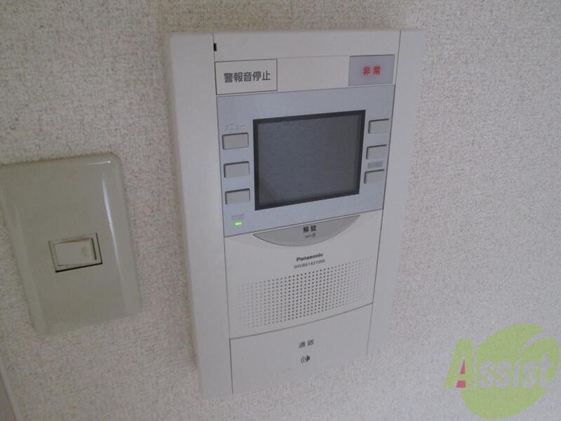 セキュリティ　モニター付きインターホンで女性も安心のセキュリティです