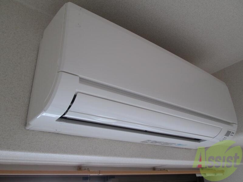 その他設備　新しめのエアコンで安心ですね