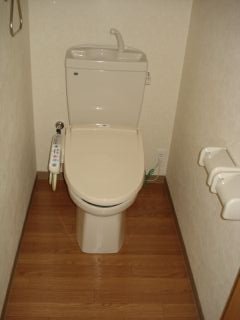 トイレ　トイレ
