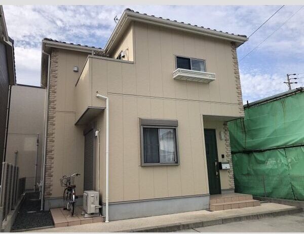 建物外観　※同仕様画像