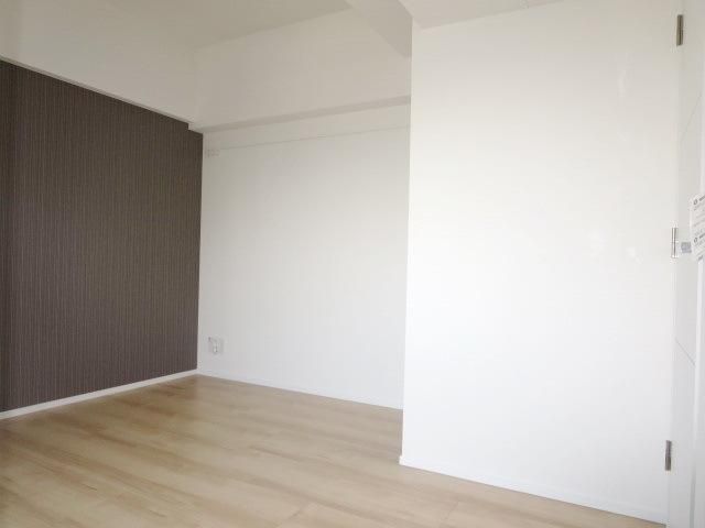 居室・リビング　★洋室6帖のお部屋です★