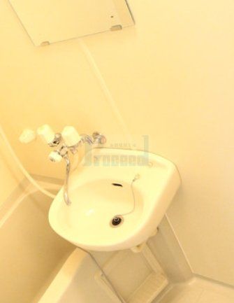 洗面設備　洗面設備