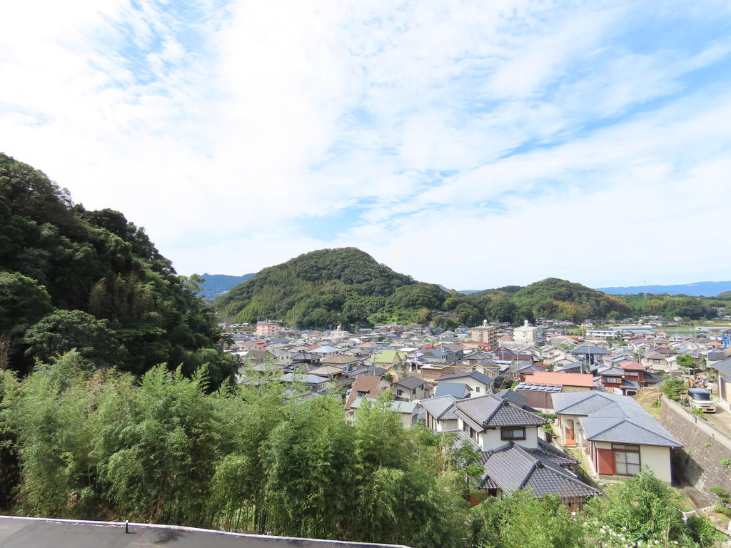 【西彼杵郡長与町嬉里郷のアパートの眺望】