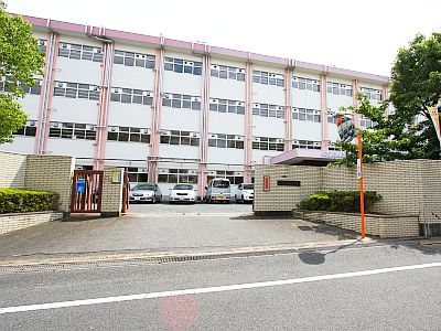 【北九州市八幡西区千代ケ崎のマンションの小学校】