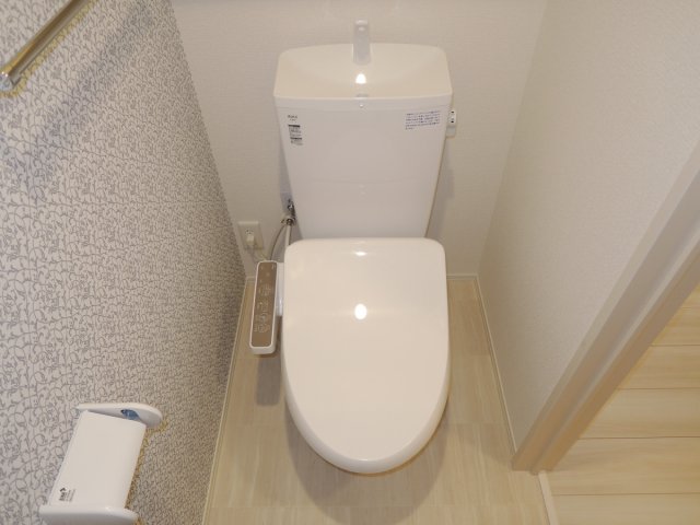 【GRANDEL　A棟のトイレ】