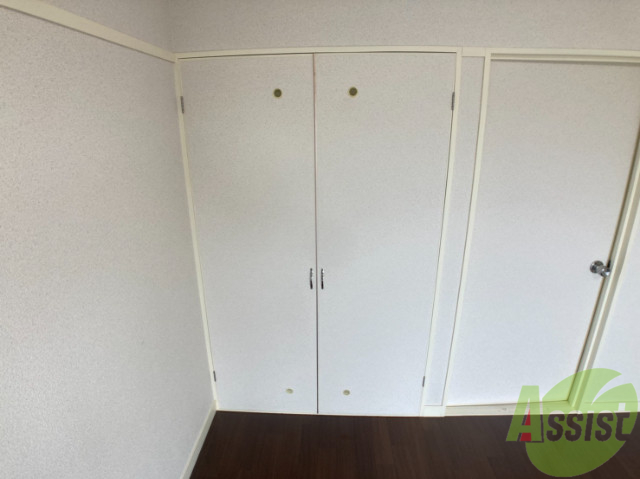 収納　こちらは収納です。中はどうなっているのでしょう。