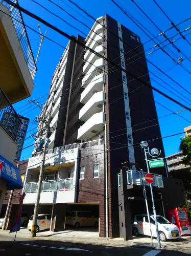 鹿児島市小川町のマンションの建物外観