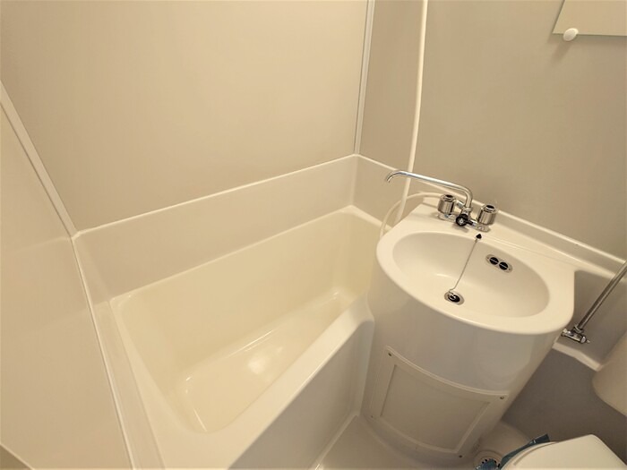 バス・シャワールーム　浴室です。