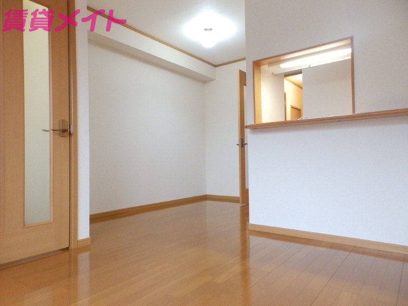 居室・リビング　同型タイプの写真です。