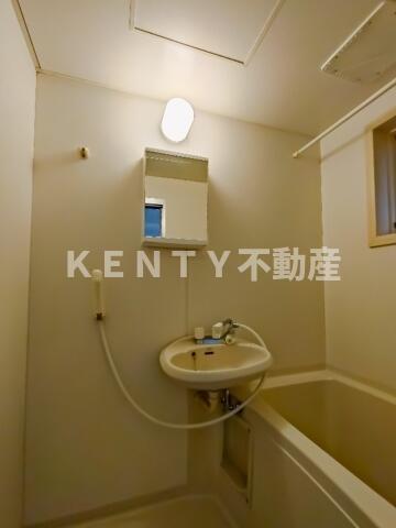 バス・シャワールーム　お風呂です