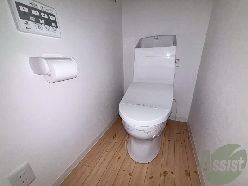 トイレ　トイレスペースも問題なく使用出来そうですね。