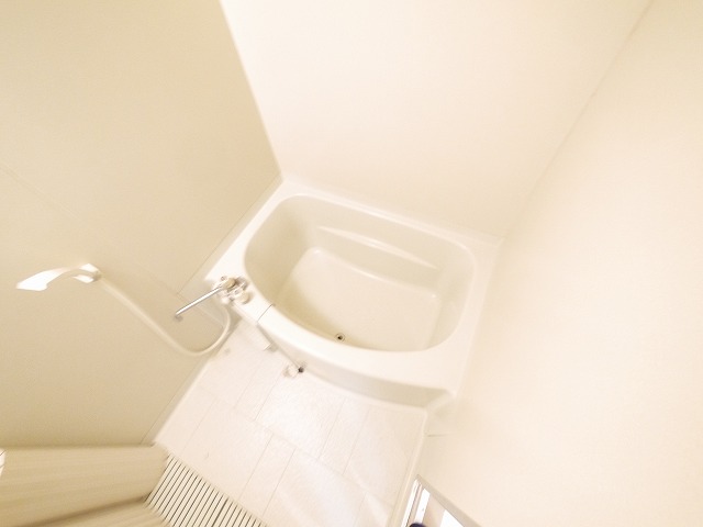 バス・シャワールーム　きれいなお風呂です