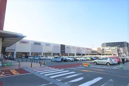 ショッピングセンター　イオンタウン黒崎（ショッピングセンター）まで850m