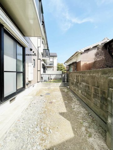 バルコニー　テラス