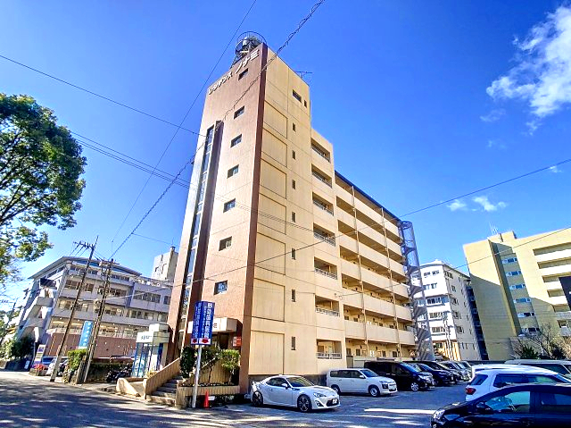 建物外観　2024年12月撮影