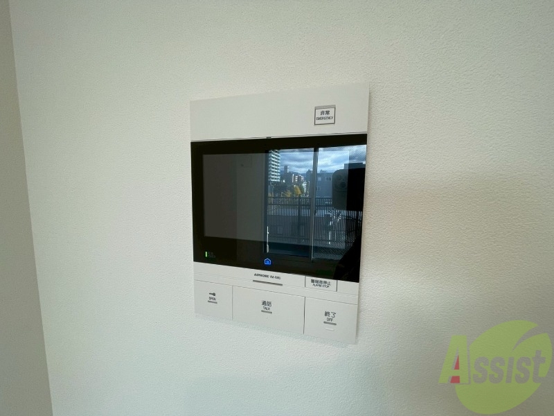 セキュリティ　ＴＶモニター付インターホンです。来客者の顔が見えるので安心！