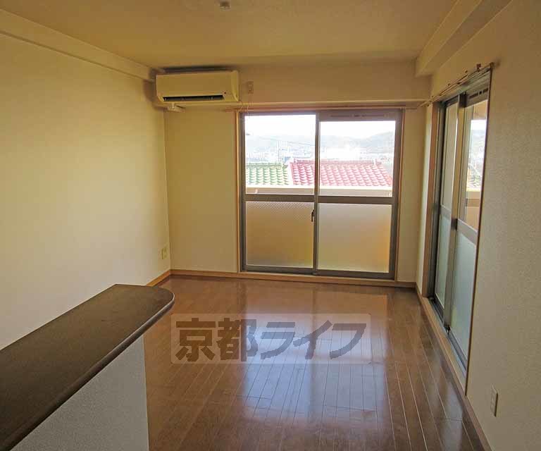 居室・リビング　とっても明るいお部屋ですよ～