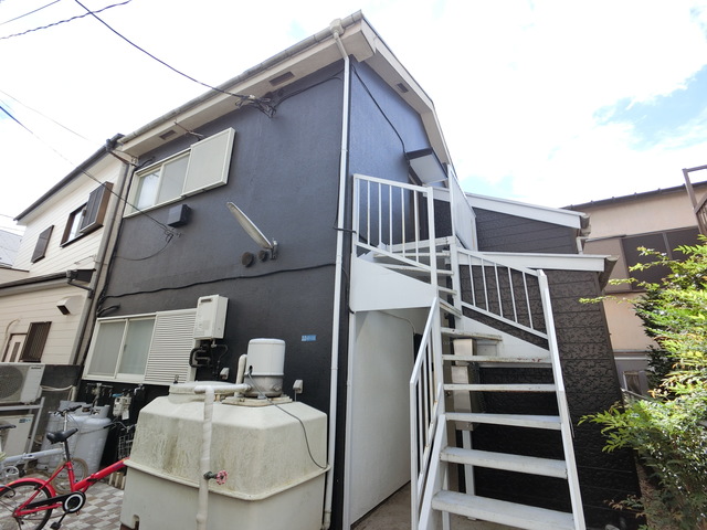 建物外観　閑静な住宅地でゆったりライフスタイルを満喫してください♪
