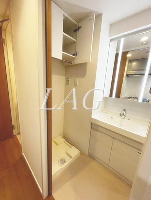 洗面設備　洗面台です。