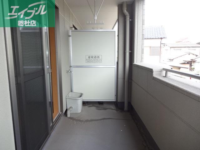 バルコニー　ベランダ