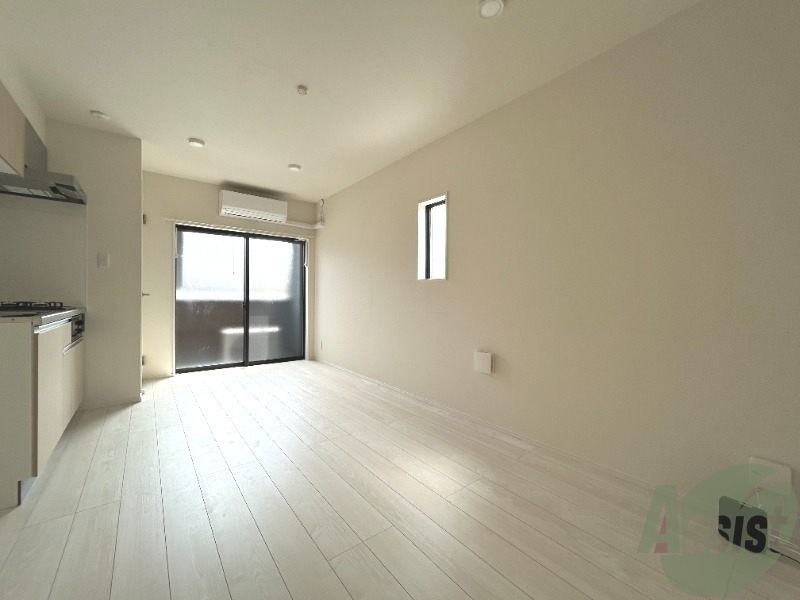 居室・リビング　こちら生活のメインとなる洋室になります。