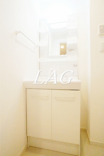 洗面設備　独立洗面台です。