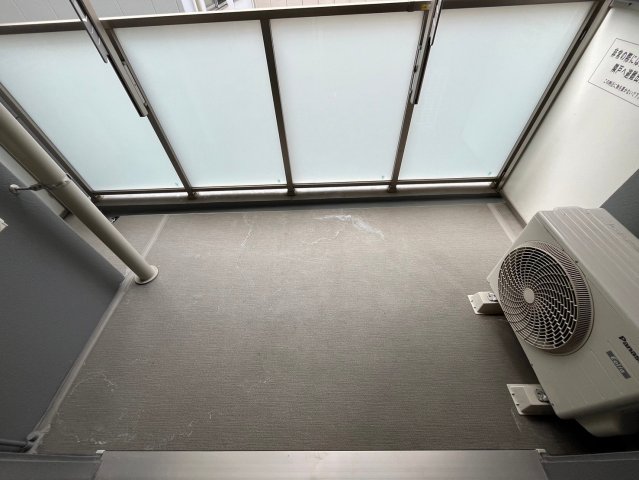 バルコニー　プレサンスグラン丸の内