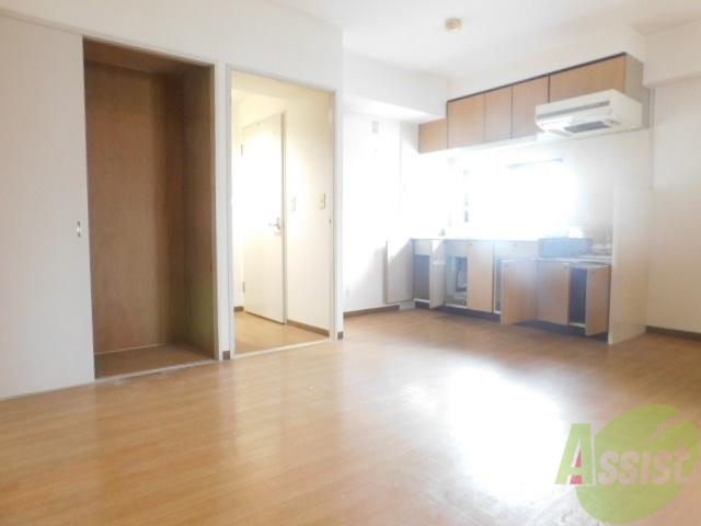 居室・リビング　家族団らんのリビングです。