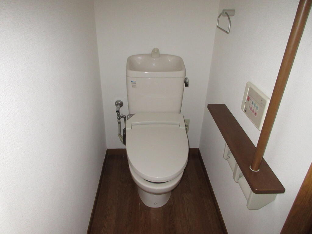 トイレ　※参考写真