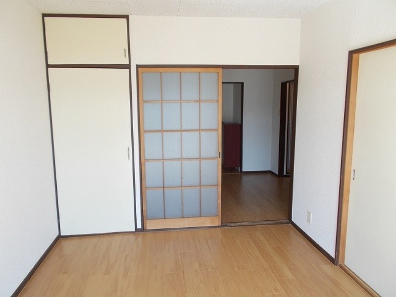 居室・リビング　図面と現状に相違がある場合には現状を優先