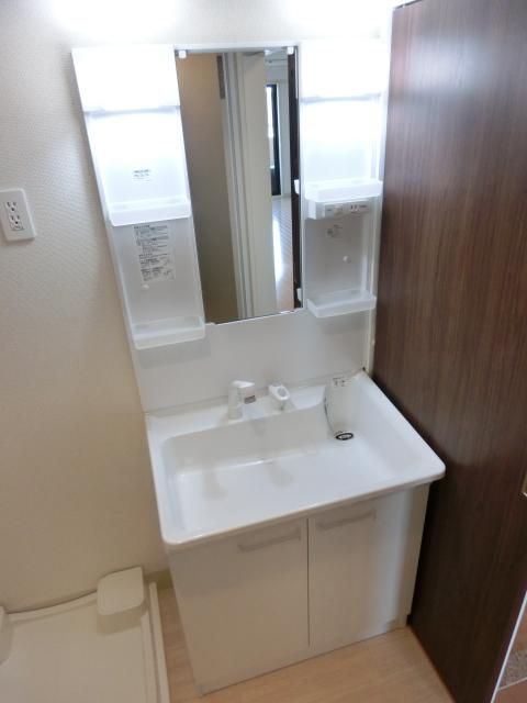 洗面設備　シャンプードレッサー