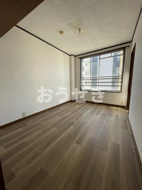 その他　南側の洋室